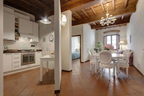 Charlotte Apartment in Florence
