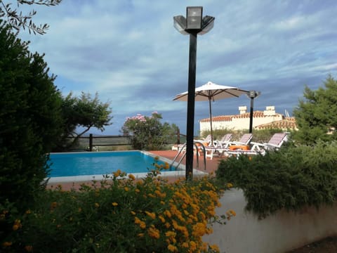 Villa con Piscina Stintino Villa in Punta de su Torrione