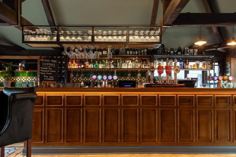 Lounge or bar, Food and drinks, Drinks