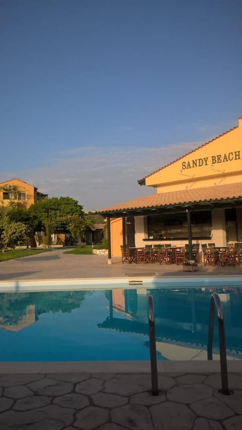 Property building, Swimming pool