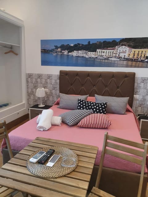 Casa Vacanze Riva Destra Bed and Breakfast in Ischia