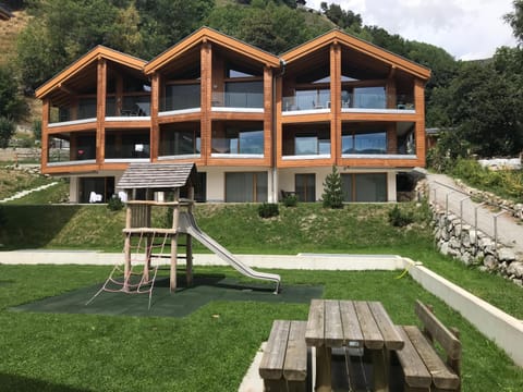 Facade/entrance, Children play ground, Living room