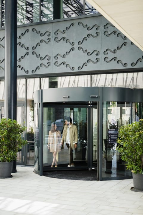 Facade/entrance, Day, People