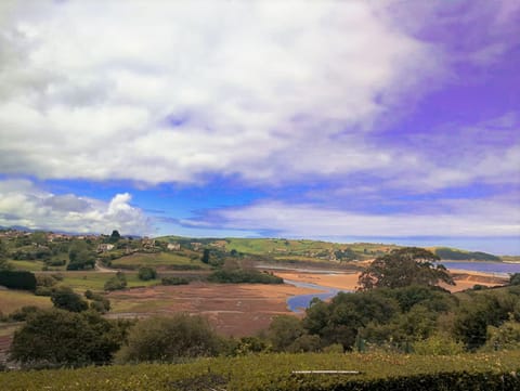 Neighbourhood, Garden, Golfcourse, Balcony/Terrace, Beach, Windsurfing, Hiking