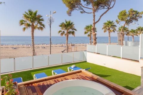 Garden view, Sea view