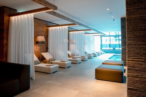 Seating area, Swimming pool