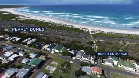 Day, Natural landscape, Bird's eye view, Fishing, Beach, Street view, Sports