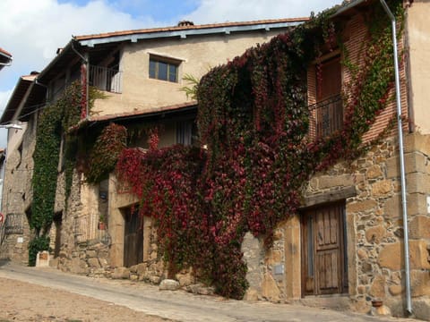 Property building, Spring
