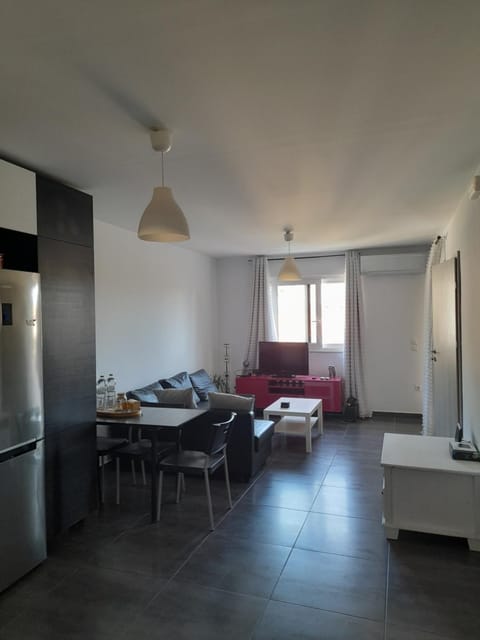 Bright top floor apartment! Apartment in Zakynthos