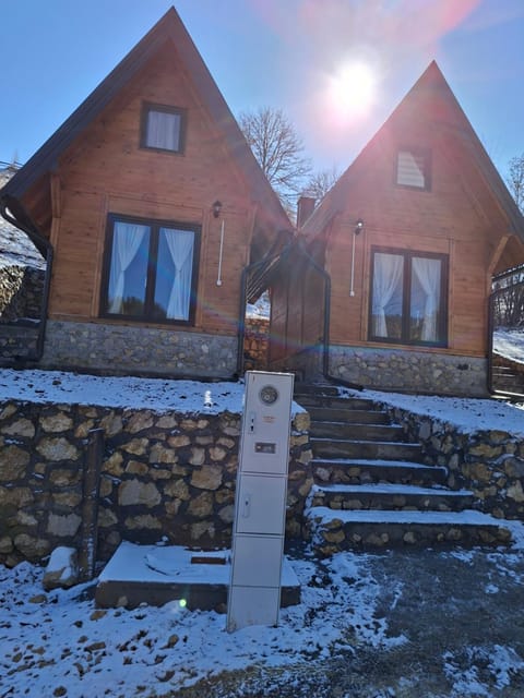 Vikendica NEVEN House in Zlatibor District, Serbia