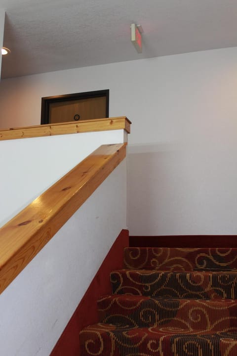 Booneslick Lodge - Jane Motel in Jane