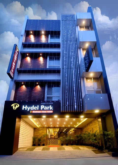 Property building, Facade/entrance