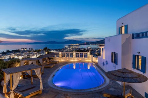 Night, Sea view, Swimming pool