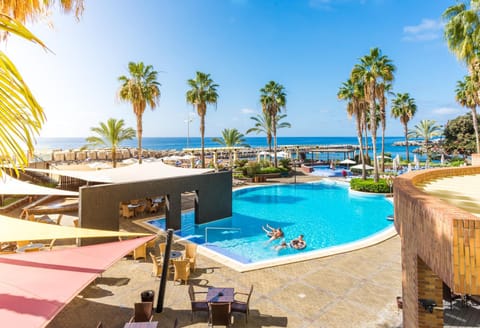 Beach, Swimming pool