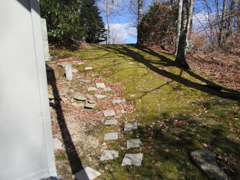 High Ceiling Skyleaf A9 Condo Apartment in Sugar Mountain