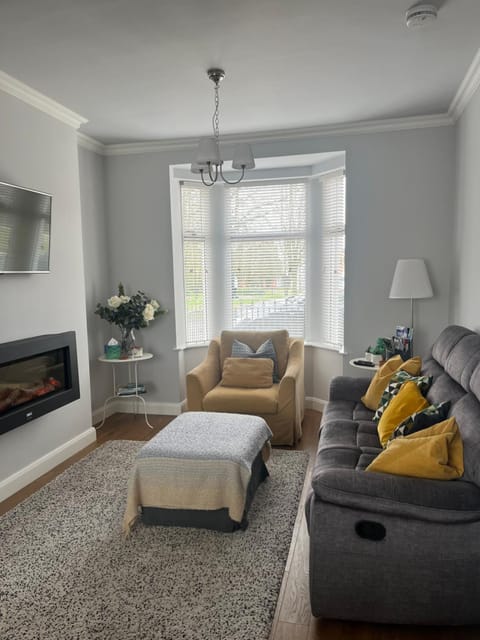 Grange House House in Omagh