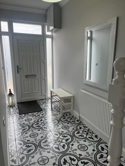 Grange House House in Omagh