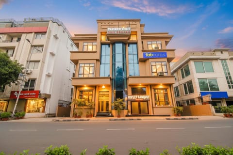 Property building, Facade/entrance
