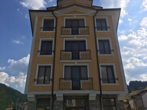 Willy Villy's Home- Chepelare Apartment in Plovdiv Province