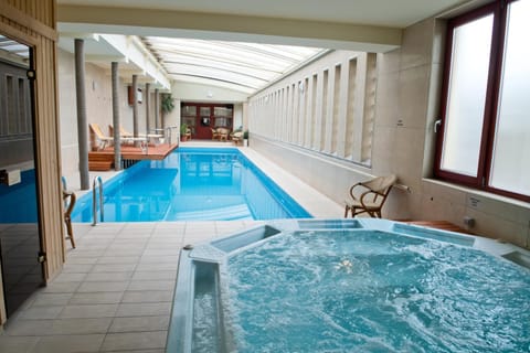 Spa and wellness centre/facilities, Swimming pool