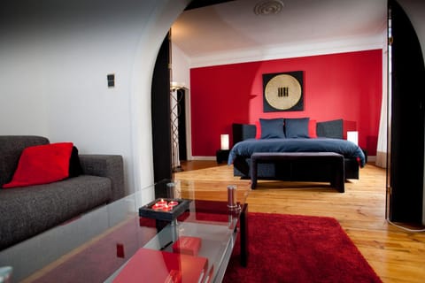 Bed, Balcony/Terrace, Living room, Decorative detail, Bedroom