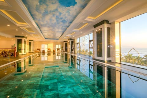 Swimming pool, Swimming pool
