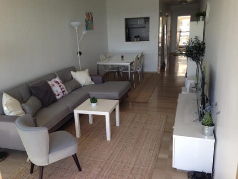 Appartement Front de Mer avec Piscine Apartment in Menton