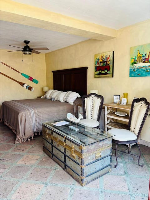 Bed, Photo of the whole room