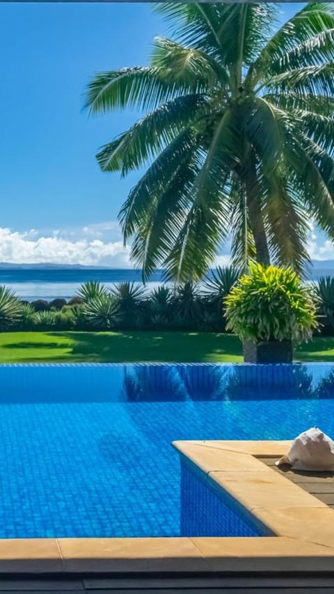 View (from property/room), Sea view, Swimming pool