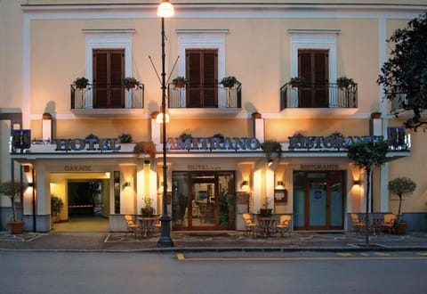 Facade/entrance, Property logo or sign, Lobby or reception, Street view