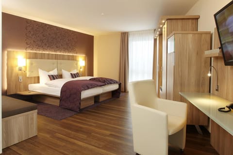 Staff, Living room, Photo of the whole room, Bedroom