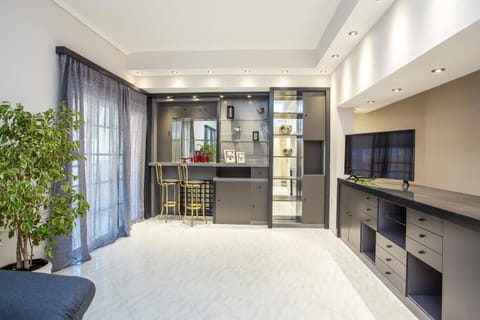 Library, Living room, Seating area