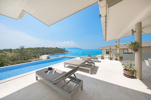 Patio, View (from property/room), Balcony/Terrace, Pool view, Sea view, Swimming pool