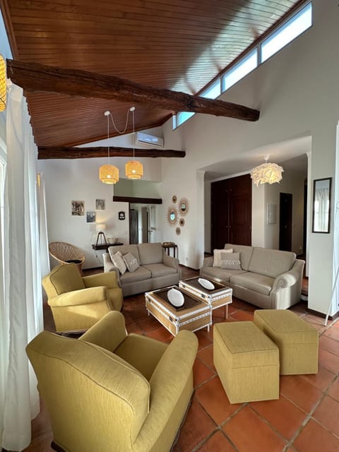 Cozy Villa Cristelo - Family & Friends House in Viana do Castelo District, Portugal