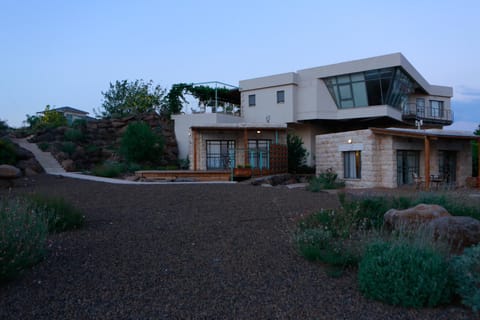 Property building, Garden