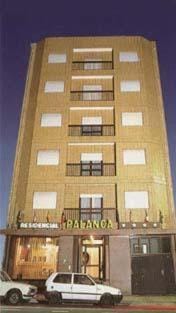 Facade/entrance, Night