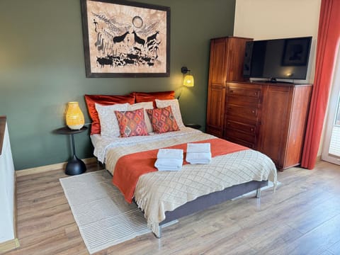 Living room, Bedroom