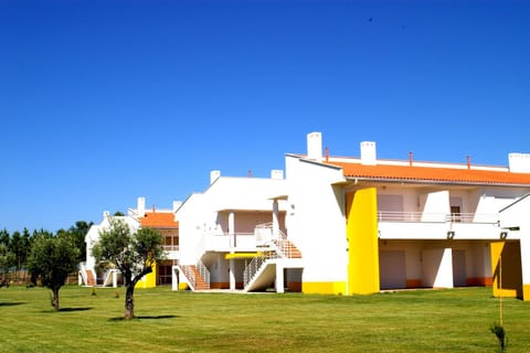 Property building, Natural landscape, Garden