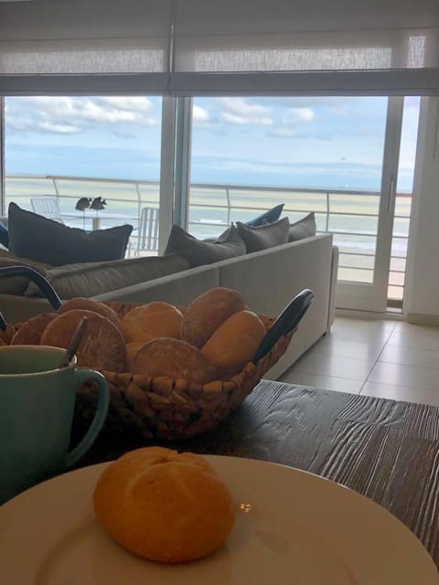 MIRAMAR Zeedijk 168 Blankenberge Apartment in Flanders