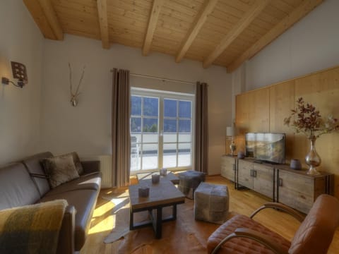 Living room, Seating area, Mountain view