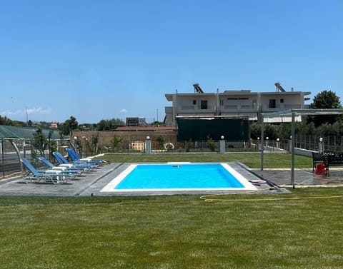 Athens Countryside resort with pool Apartment in North Athens Regional Unit, Greece