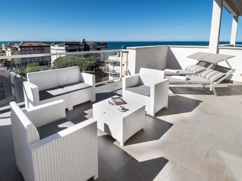 View (from property/room), Balcony/Terrace, Sea view