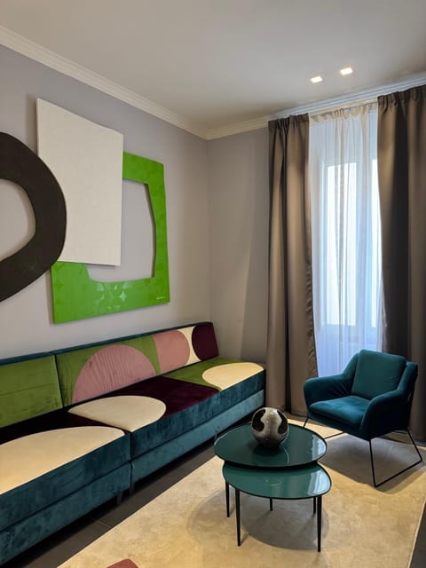 Communal lounge/ TV room