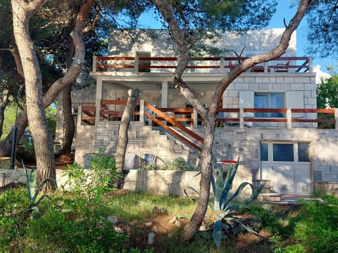 Property building, Garden