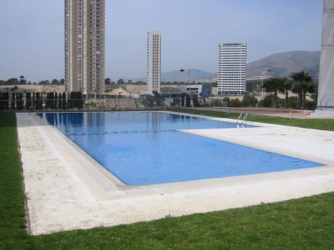 Swimming pool, Swimming pool