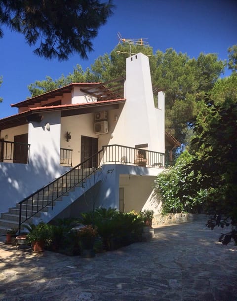 Seaside Villa in Alikes, Chalkida Villa in Euboea
