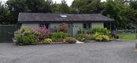 The Potting Shed And The Garden Shed Self Catering House in Wales