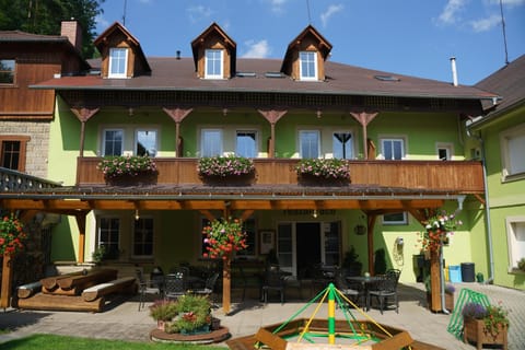 Property building, Balcony/Terrace
