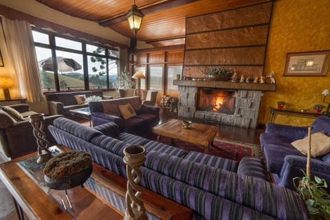 Communal lounge/ TV room