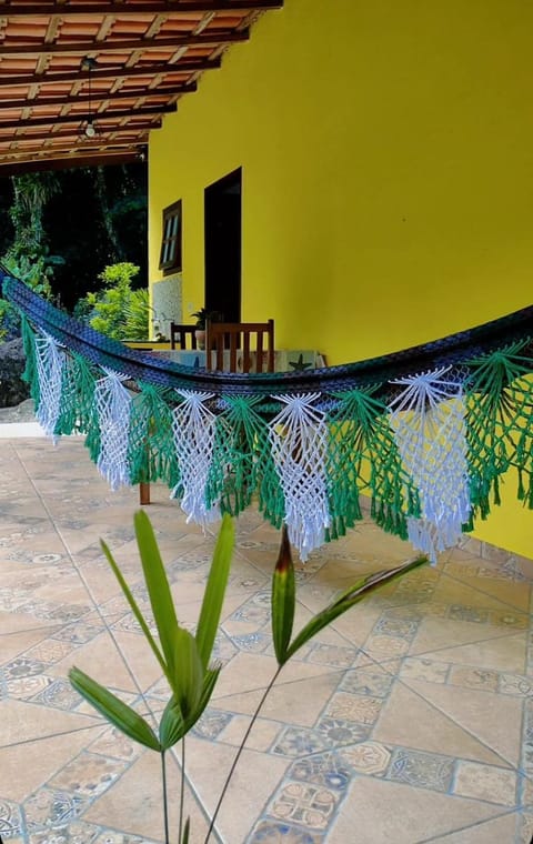 Recanto da Margo 1, casa com acesso a cachoeira House in Paraty